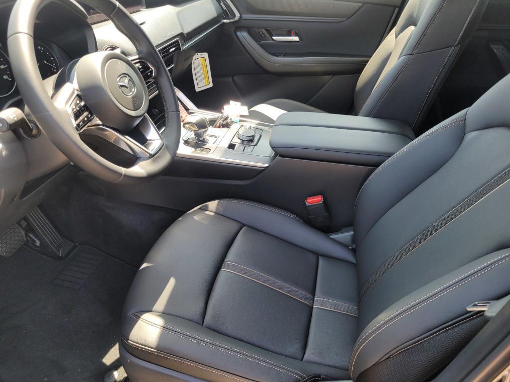 new 2025 Mazda CX-90 car, priced at $39,500