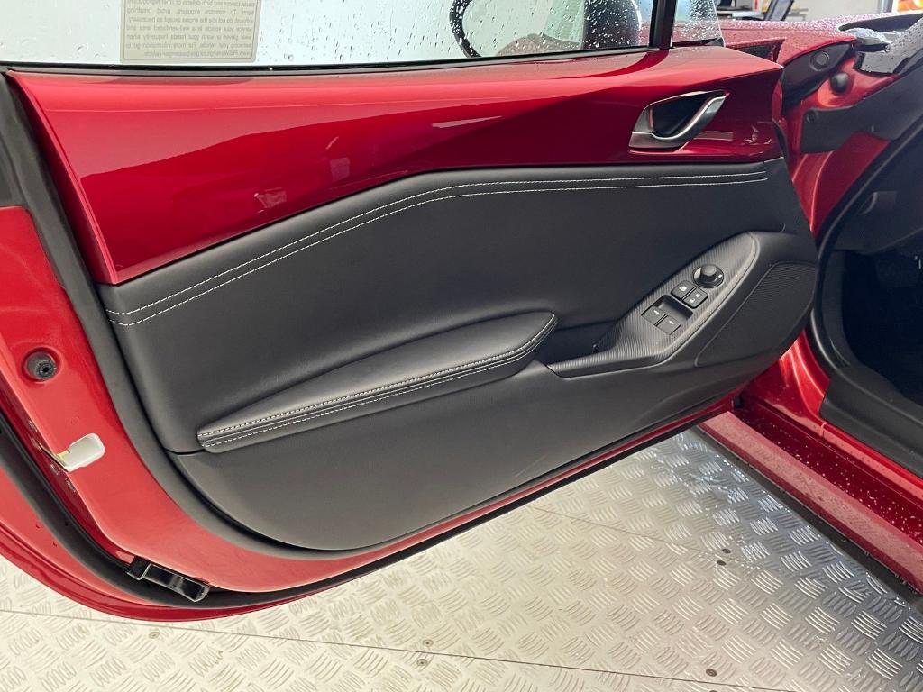 new 2025 Mazda MX-5 Miata car, priced at $37,330