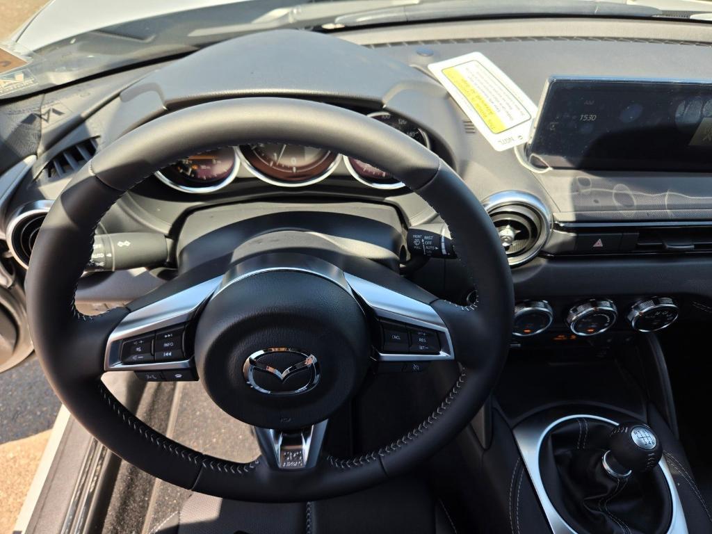 new 2025 Mazda MX-5 Miata RF car, priced at $39,770
