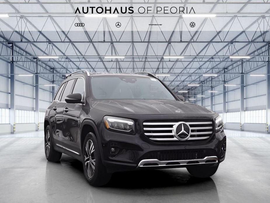 new 2024 Mercedes-Benz GLB 250 car, priced at $53,215