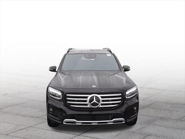 new 2024 Mercedes-Benz GLB 250 car, priced at $46,901