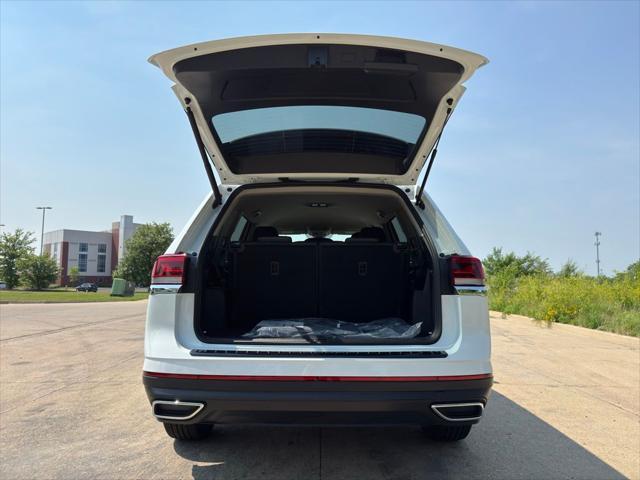 new 2025 Volkswagen Atlas car, priced at $39,336