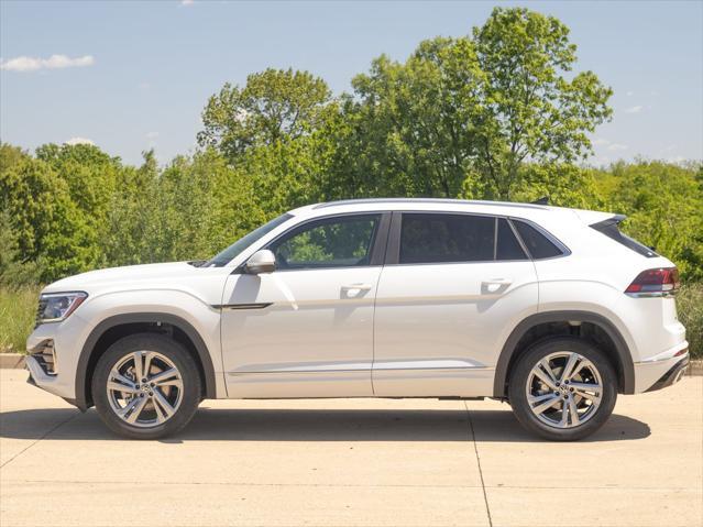 new 2024 Volkswagen Atlas Cross Sport car, priced at $45,211