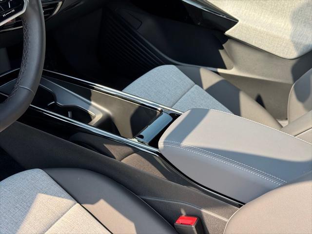 new 2025 Volkswagen ID.4 car, priced at $44,188