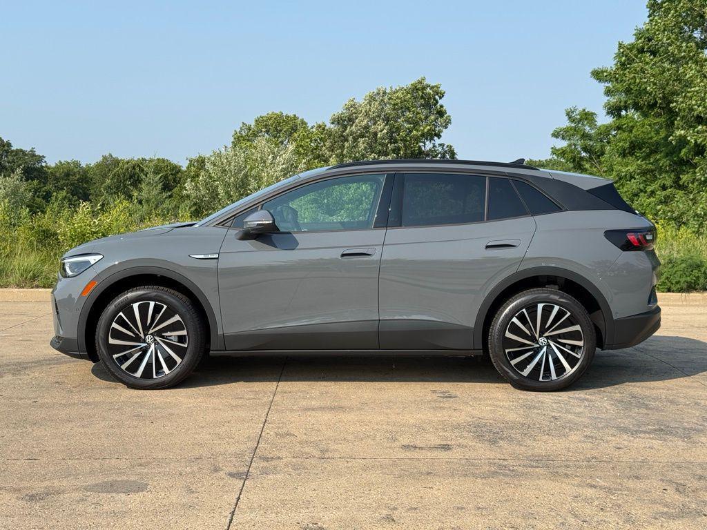 new 2025 Volkswagen ID.4 car, priced at $44,188