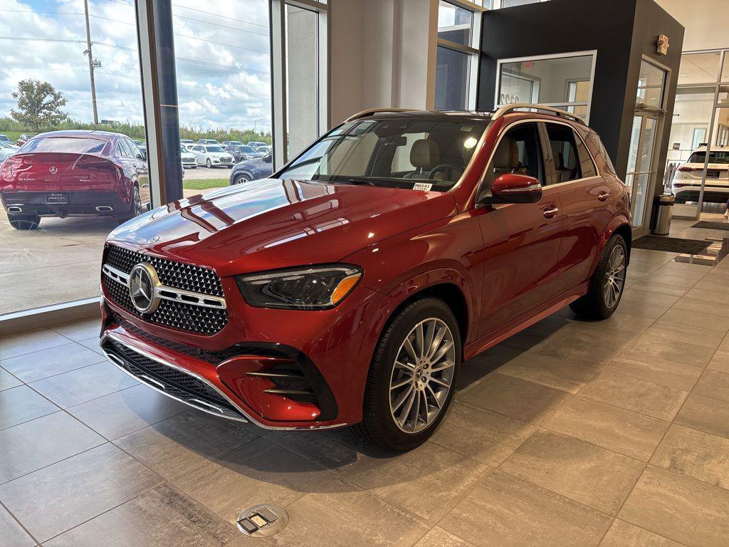 new 2025 Mercedes-Benz GLE 450 car, priced at $87,978