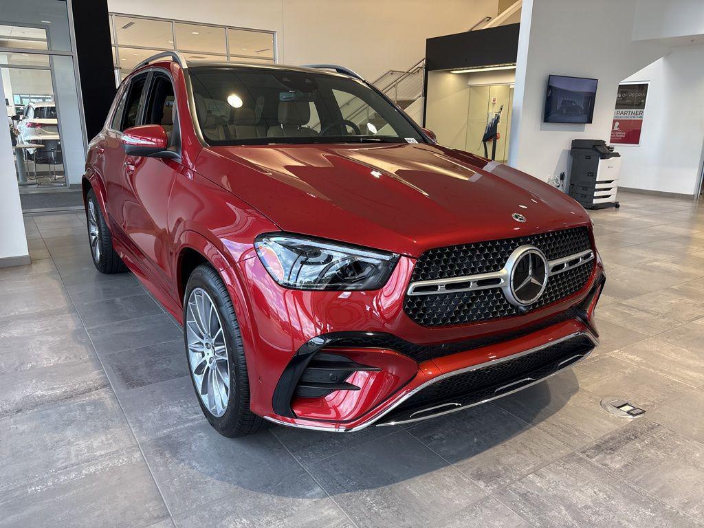 new 2025 Mercedes-Benz GLE 450 car, priced at $87,978