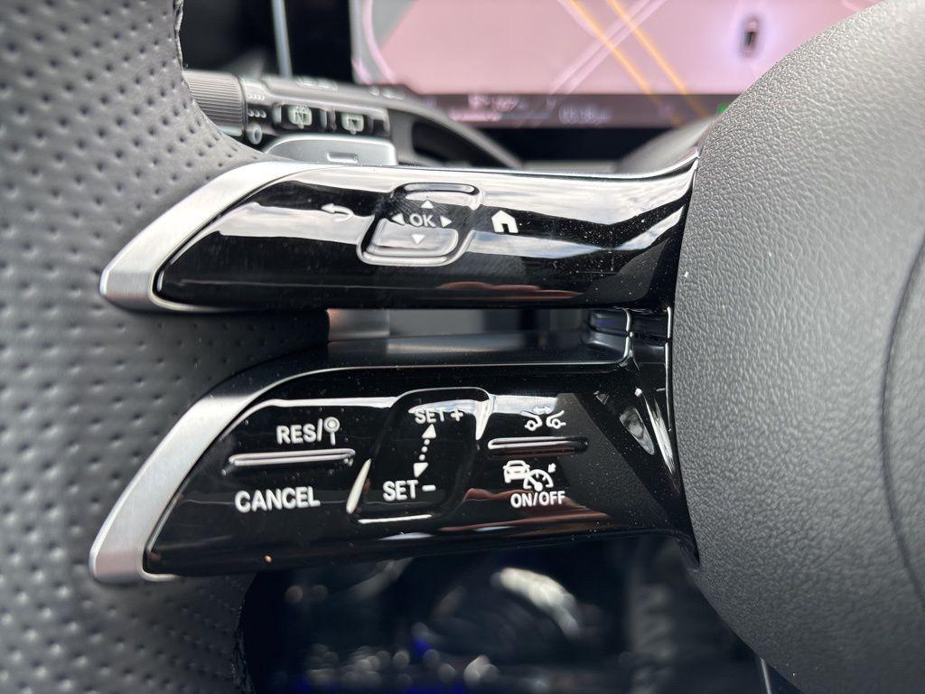 new 2025 Mercedes-Benz GLC 350e car, priced at $72,183