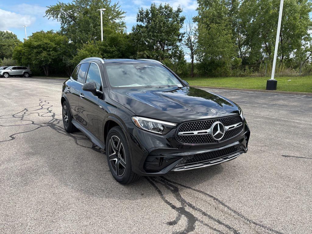 new 2025 Mercedes-Benz GLC 350e car, priced at $72,183