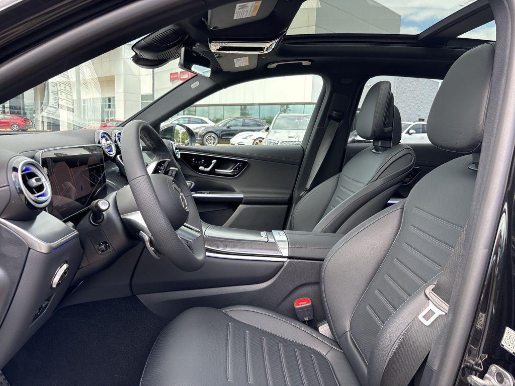 new 2025 Mercedes-Benz GLC 350e car, priced at $72,183