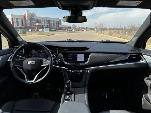 used 2024 Cadillac XT6 car, priced at $50,227