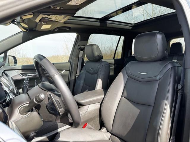 used 2024 Cadillac XT6 car, priced at $50,227