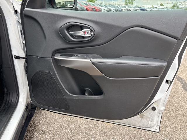 used 2019 Jeep Cherokee car, priced at $16,369