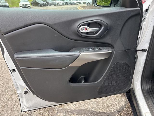 used 2019 Jeep Cherokee car, priced at $16,369