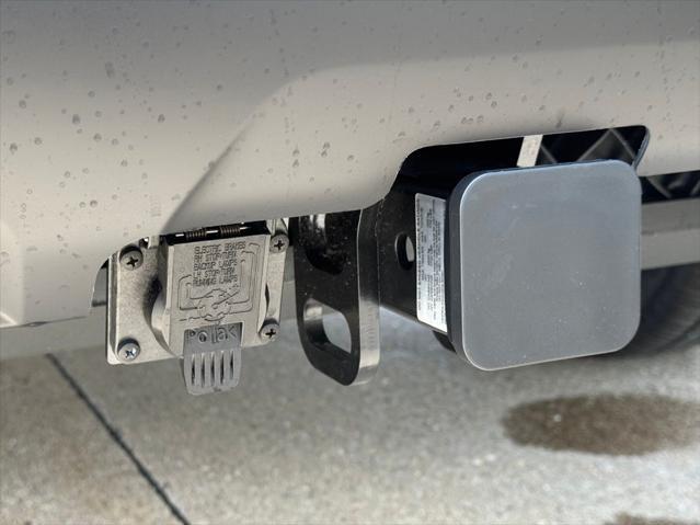 new 2025 Audi Q7 car, priced at $75,118