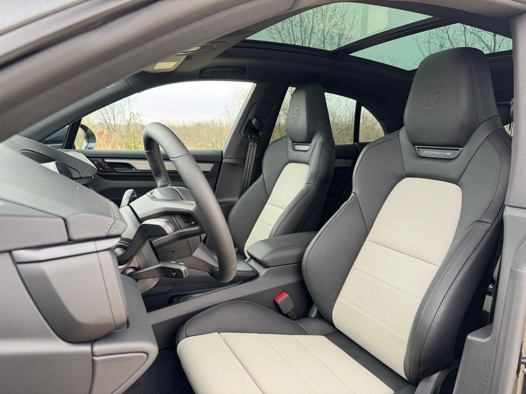 new 2025 Porsche Macan car, priced at $101,155