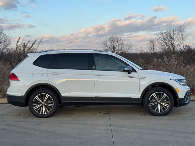 new 2024 Volkswagen Tiguan car, priced at $32,438