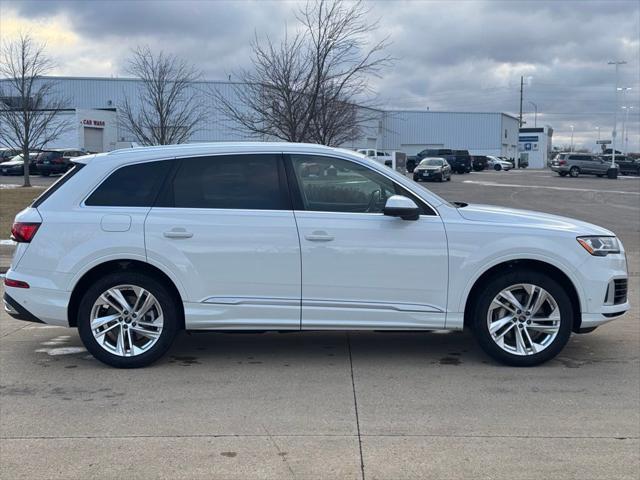 used 2023 Audi Q7 car, priced at $43,029