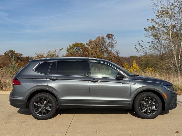 new 2024 Volkswagen Tiguan car, priced at $31,823