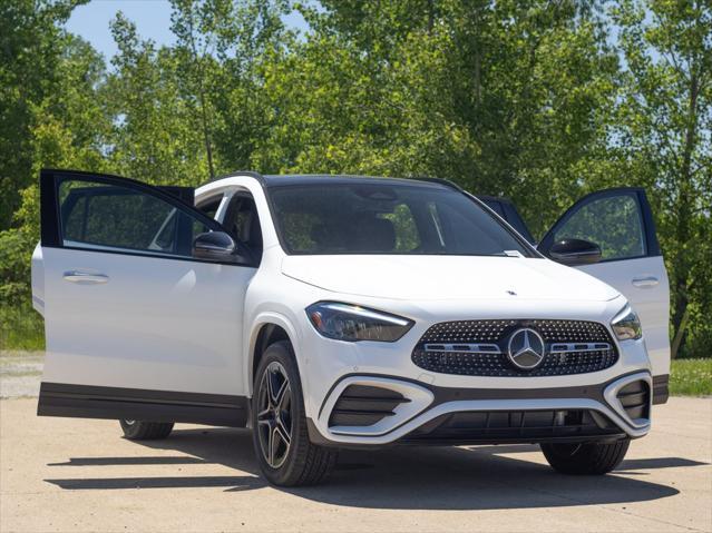 new 2024 Mercedes-Benz GLA 250 car, priced at $51,790