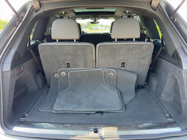 used 2022 Audi Q7 car, priced at $25,368