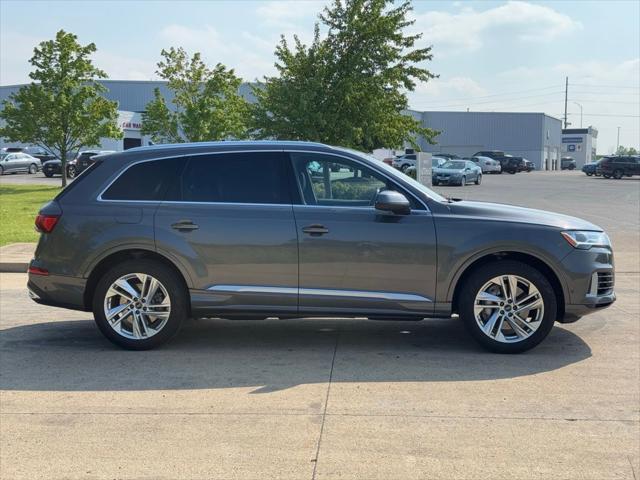 used 2022 Audi Q7 car, priced at $25,368