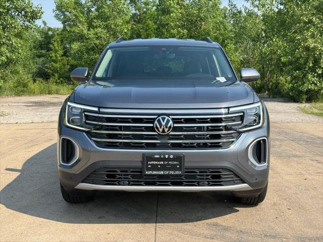 new 2025 Volkswagen Atlas car, priced at $43,841