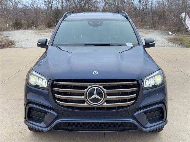 new 2025 Mercedes-Benz GLS 450 car, priced at $101,035