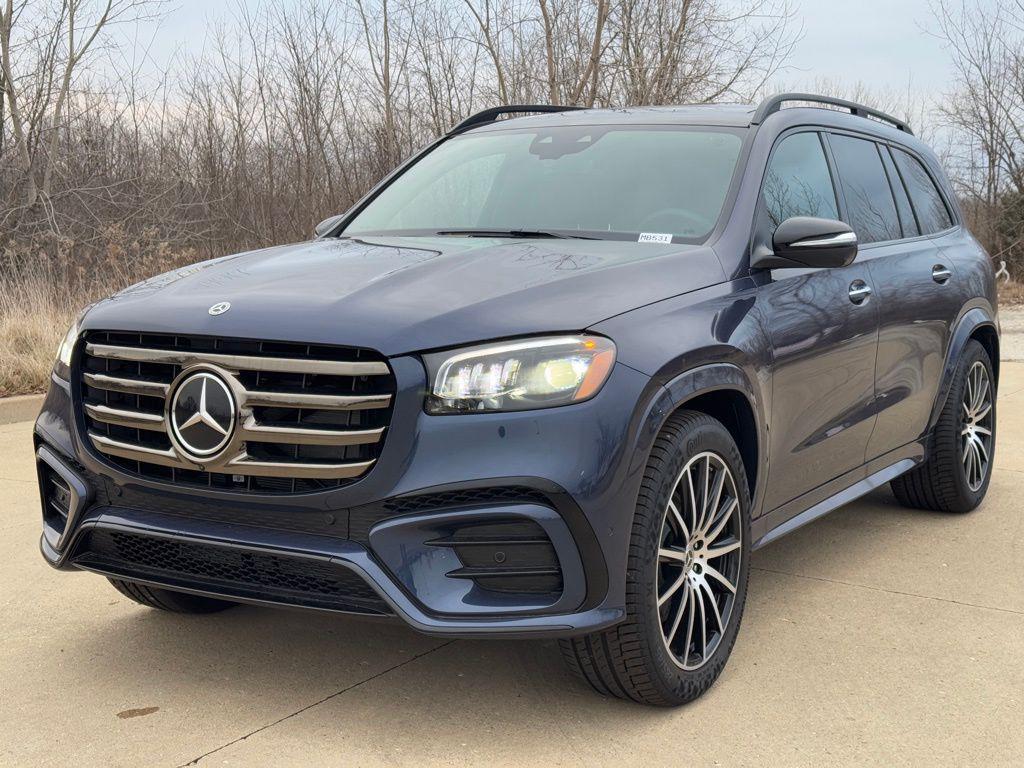 new 2025 Mercedes-Benz GLS 450 car, priced at $101,403