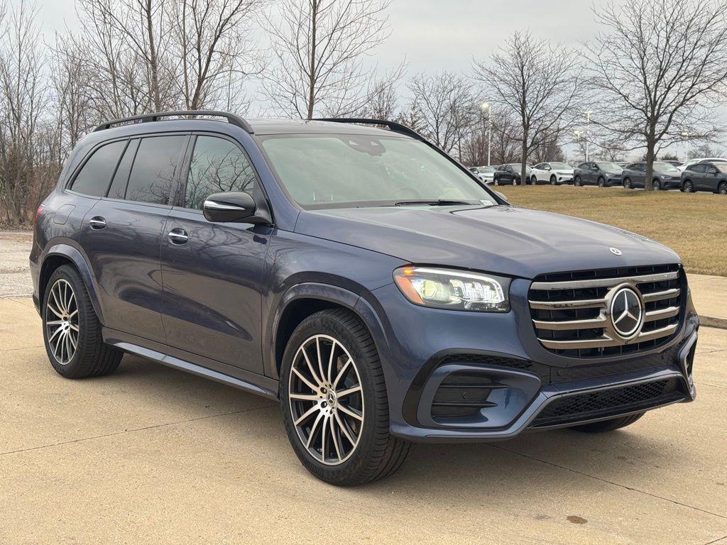 new 2025 Mercedes-Benz GLS 450 car, priced at $101,403