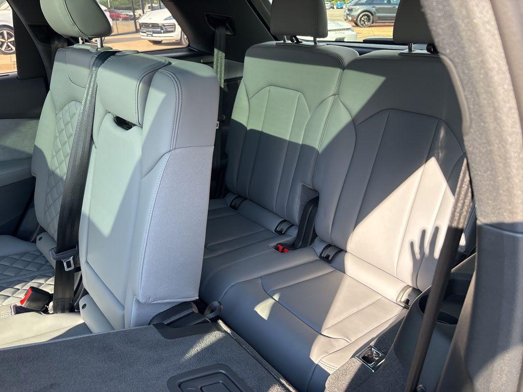used 2023 Audi SQ7 car, priced at $73,931