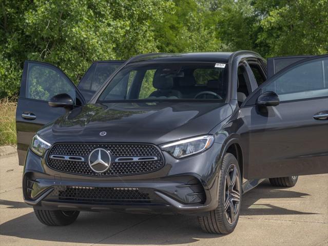 new 2024 Mercedes-Benz GLC 300 car, priced at $59,815