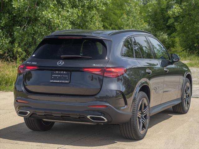 new 2024 Mercedes-Benz GLC 300 car, priced at $59,815