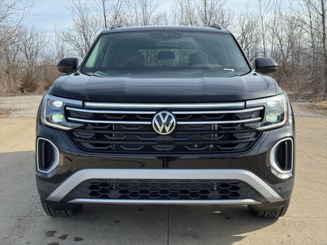 new 2025 Volkswagen Atlas car, priced at $47,444