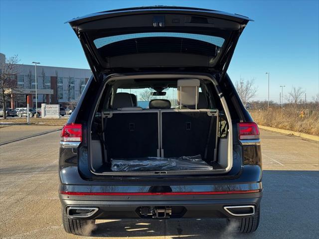 new 2025 Volkswagen Atlas car, priced at $46,683