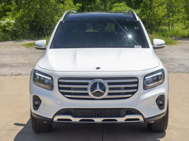 new 2024 Mercedes-Benz GLB 250 car, priced at $51,925