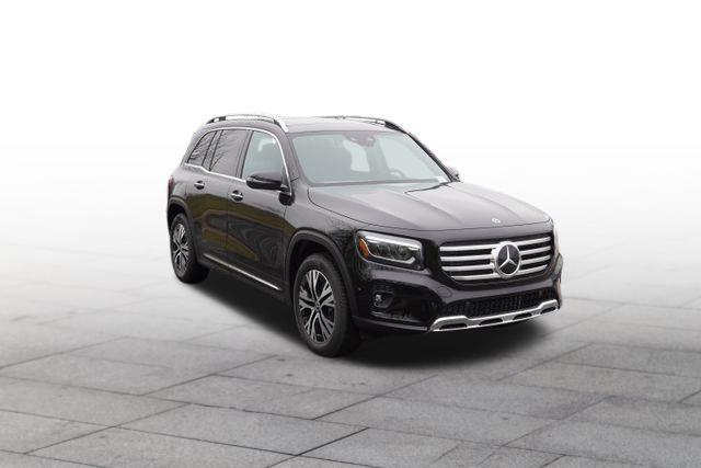 new 2024 Mercedes-Benz GLB 250 car, priced at $54,085