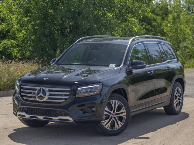 new 2024 Mercedes-Benz GLB 250 car, priced at $54,085