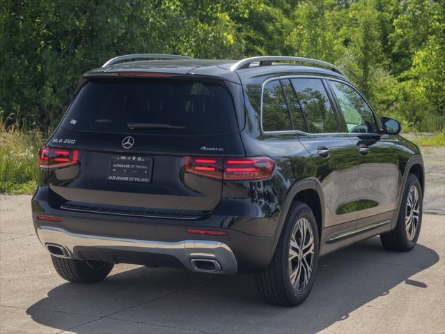 new 2024 Mercedes-Benz GLB 250 car, priced at $54,085