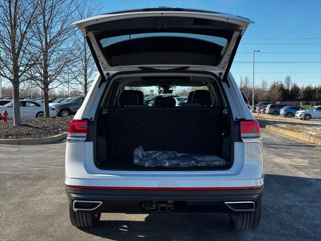 new 2025 Volkswagen Atlas car, priced at $46,683