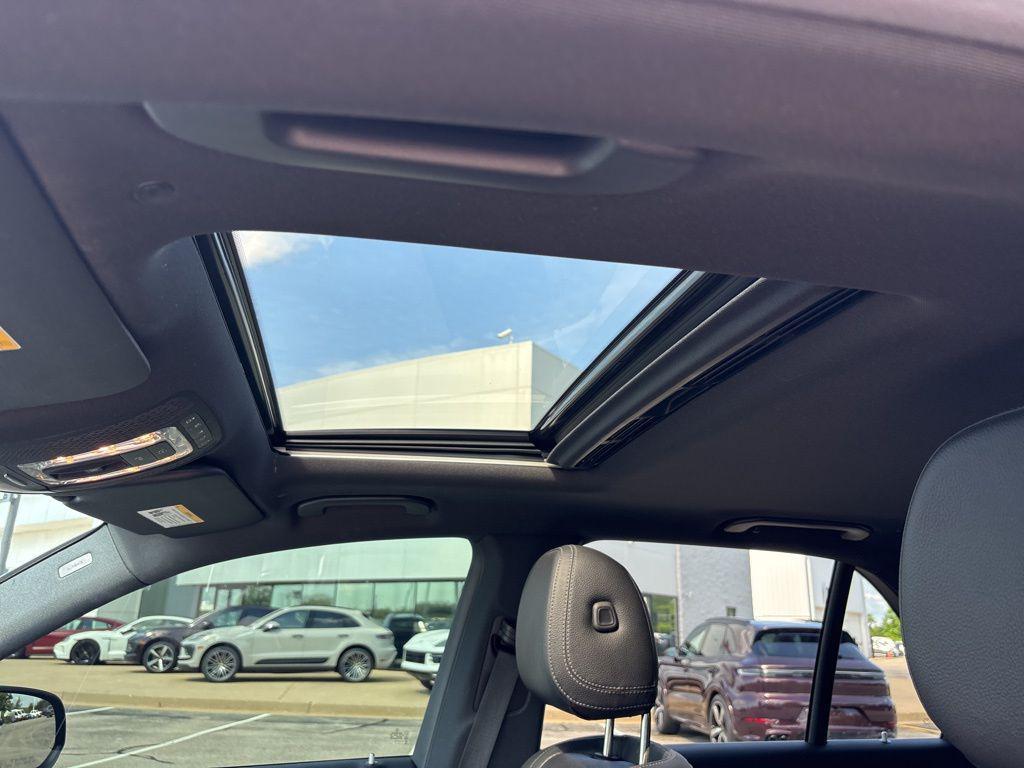 used 2021 Mercedes-Benz GLE 350 car, priced at $33,392