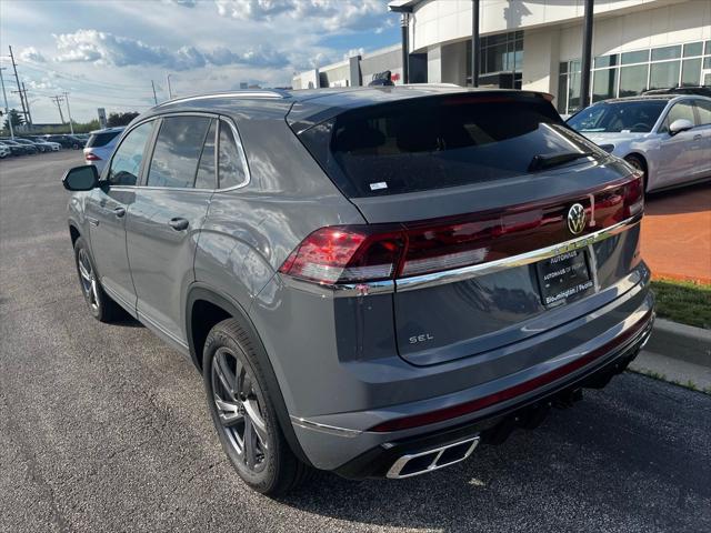 new 2024 Volkswagen Atlas Cross Sport car, priced at $45,618