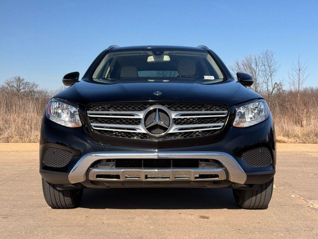 used 2019 Mercedes-Benz GLC 300 car, priced at $22,627