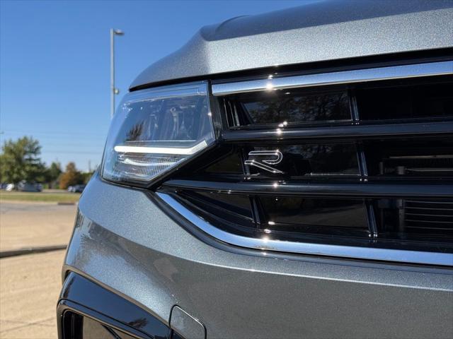 new 2024 Volkswagen Tiguan car, priced at $35,086