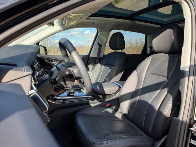 used 2023 Audi Q7 car, priced at $44,260
