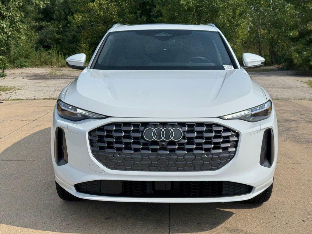 new 2025 Audi Q5 car, priced at $61,758