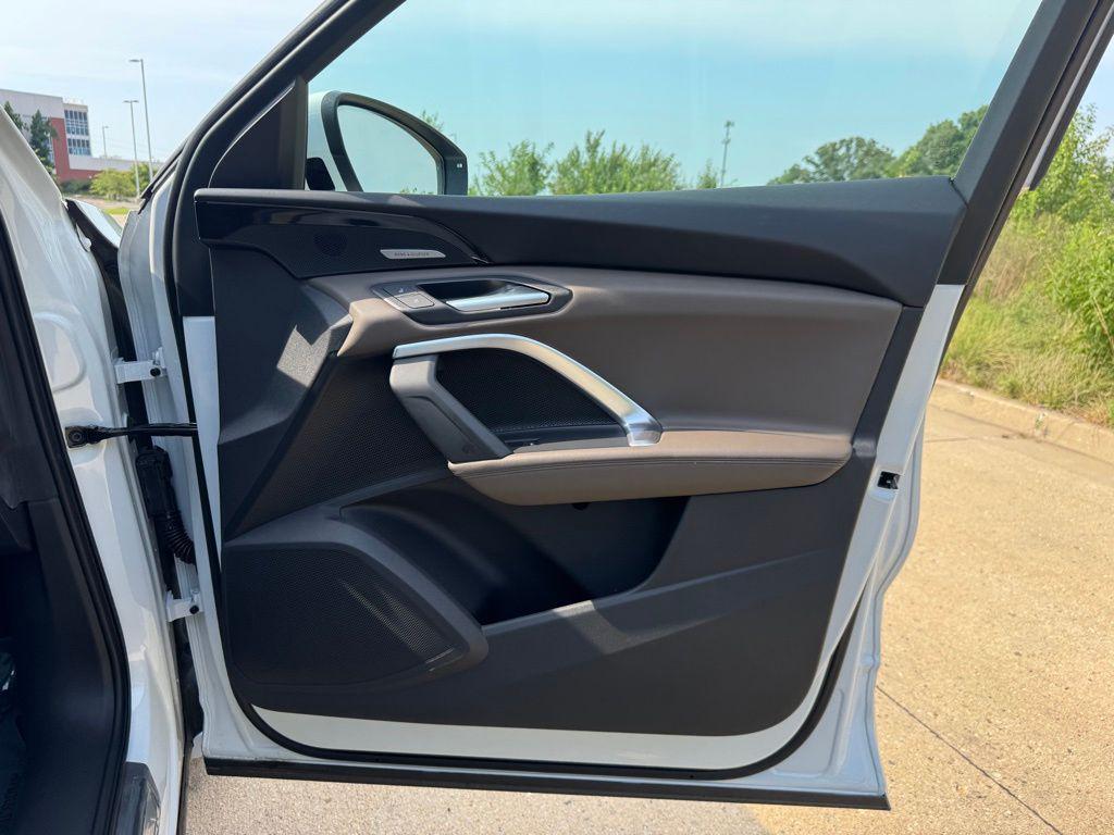 new 2025 Audi Q5 car, priced at $61,758