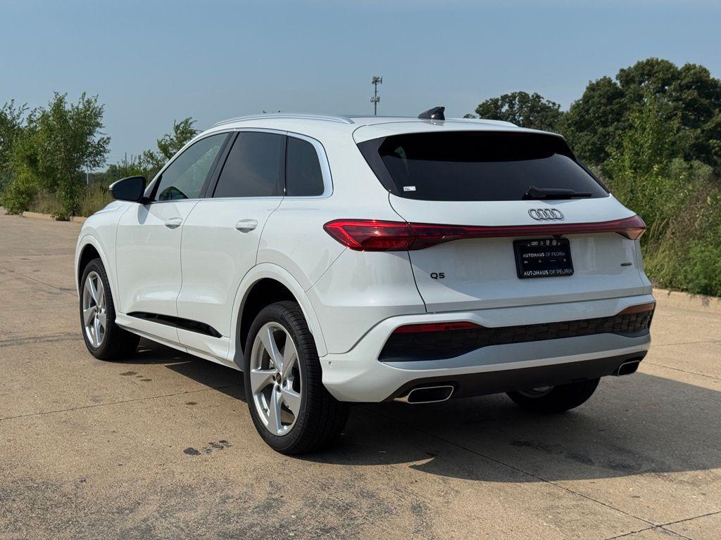 new 2025 Audi Q5 car, priced at $61,758