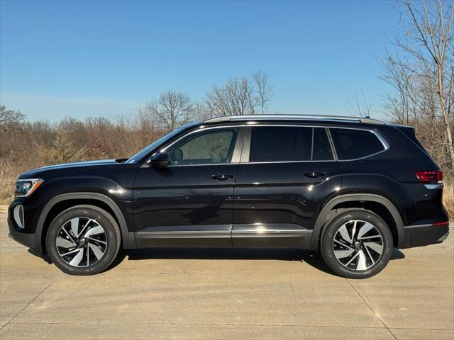 new 2025 Volkswagen Atlas car, priced at $49,684