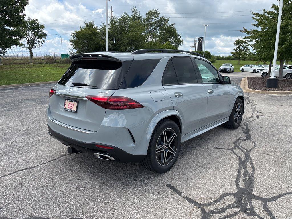 new 2025 Mercedes-Benz GLE 450 car, priced at $86,098